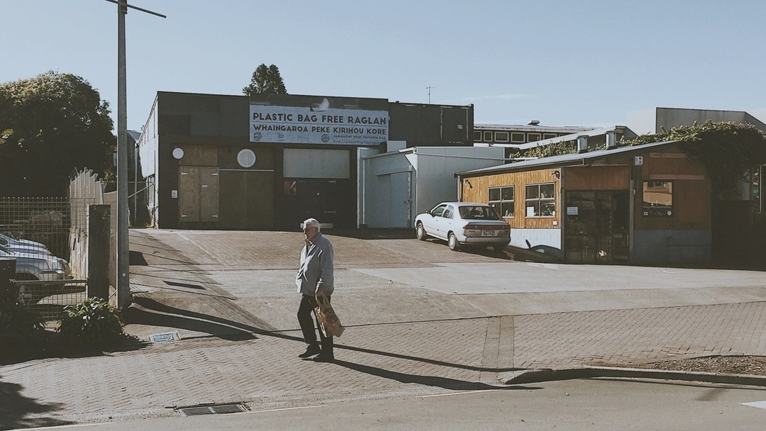 Plastic Bag Free Raglan is backed in part by the Raglan Chamber of Commerce, Xtreme Zero Waste, Waikato Regional Council and the Whaingaroa Environmental Centre.